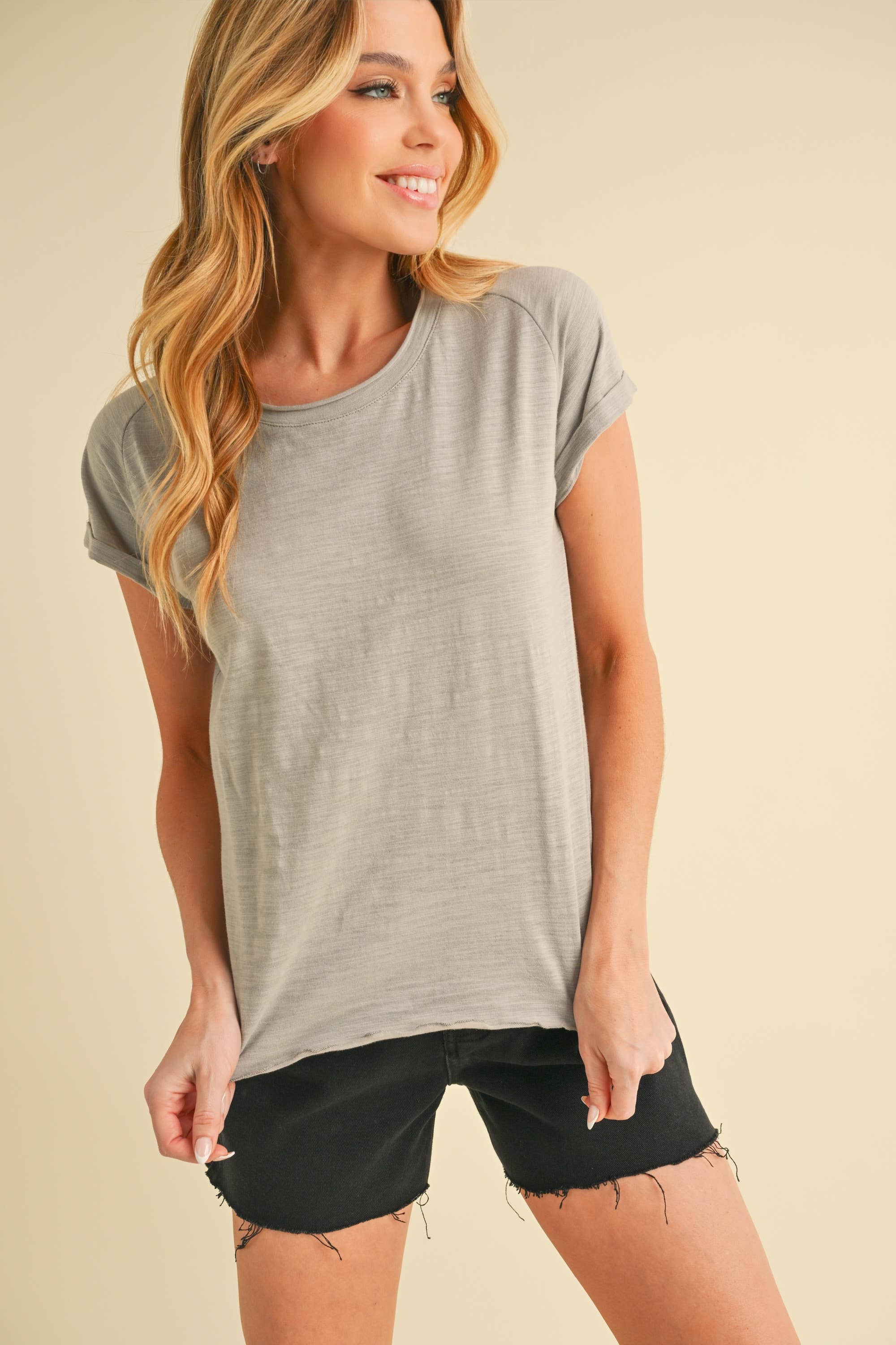 AEMI + CO - Wholesale T-Shirt - Women's - 8219BK Gwen Tee13