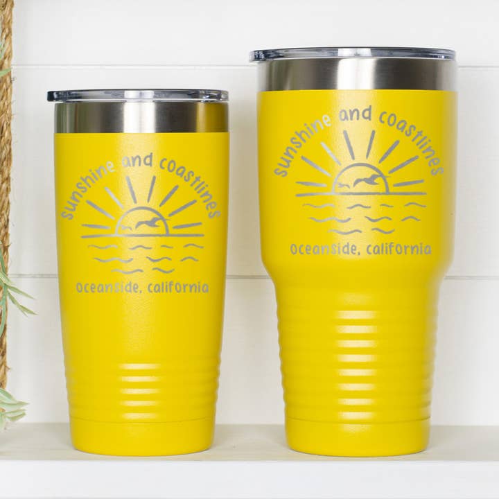 Gobelet gravé en acier inoxydable personnalisé Sunshine and Coastlines pour la vente par Quotable Life