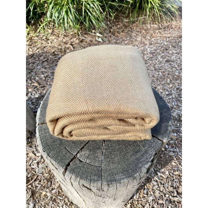 Alchemy Story - Wholesale Throw blanket - Cashmere Throw | Wood Brown3