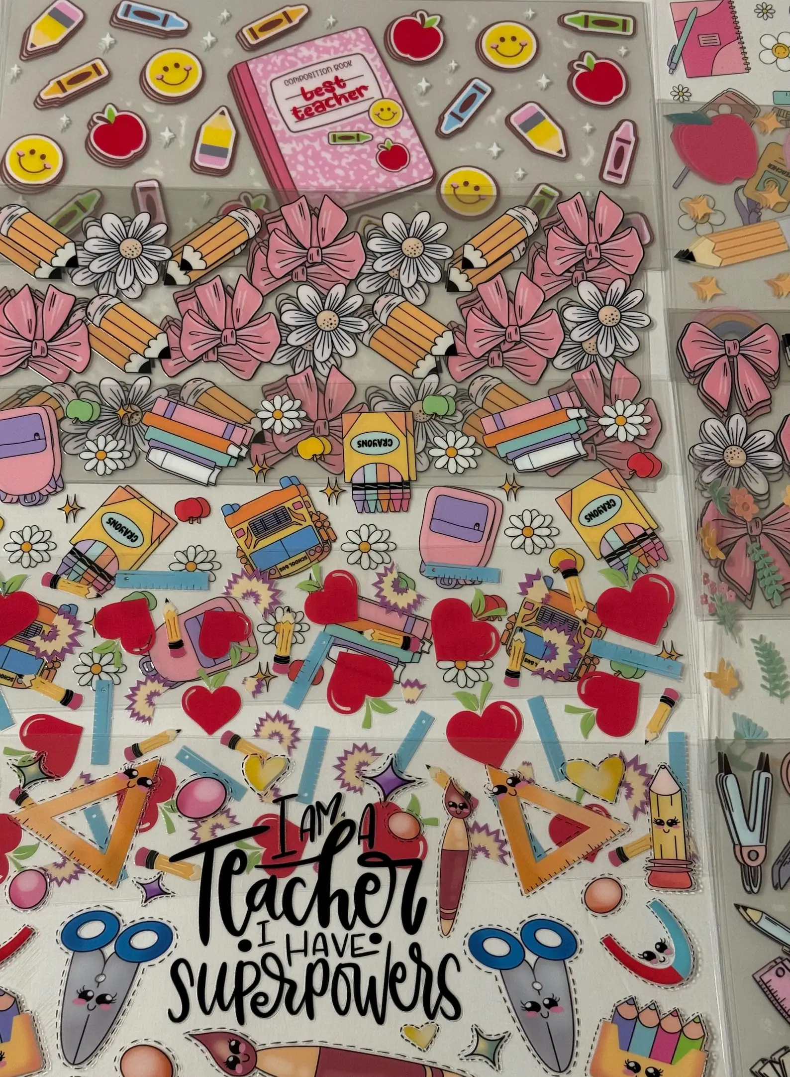 Crafty Treasures - Vendita all'ingrosso Adesivo - Confezione TEACHER da 5 o 10 pellicole UV DTF da 16 oz, vendita all'ingrosso1