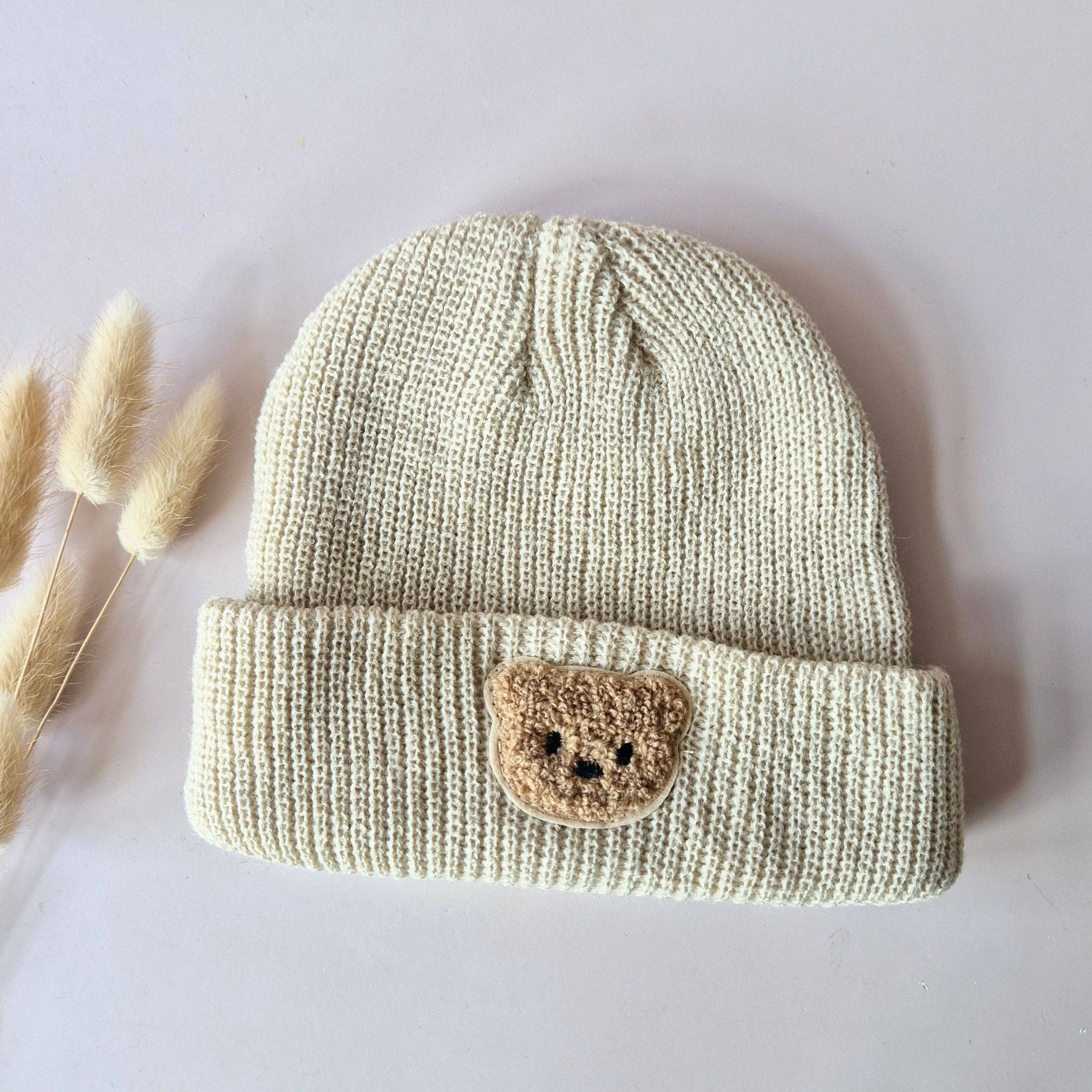 Rammelaartje - Wholesale Newborn/Knit Hat - Baby - Rammelaartje Bear Beanie – Beige warm knitted hat for babies and toddlers2