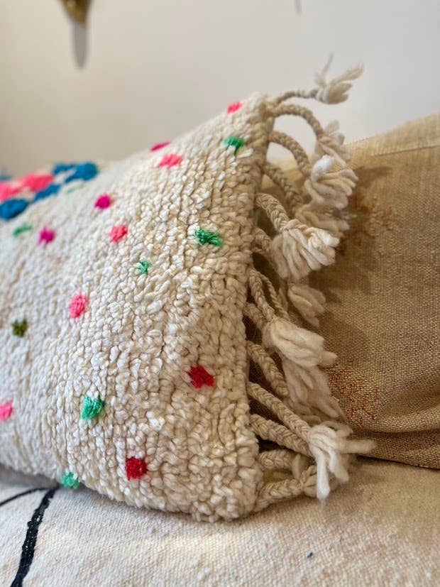 NOMAD BY LIV – wholesale Prydnadskuddfodral – Handgjord Färgglad Azilal Kuddfodral, Färgglad ull3