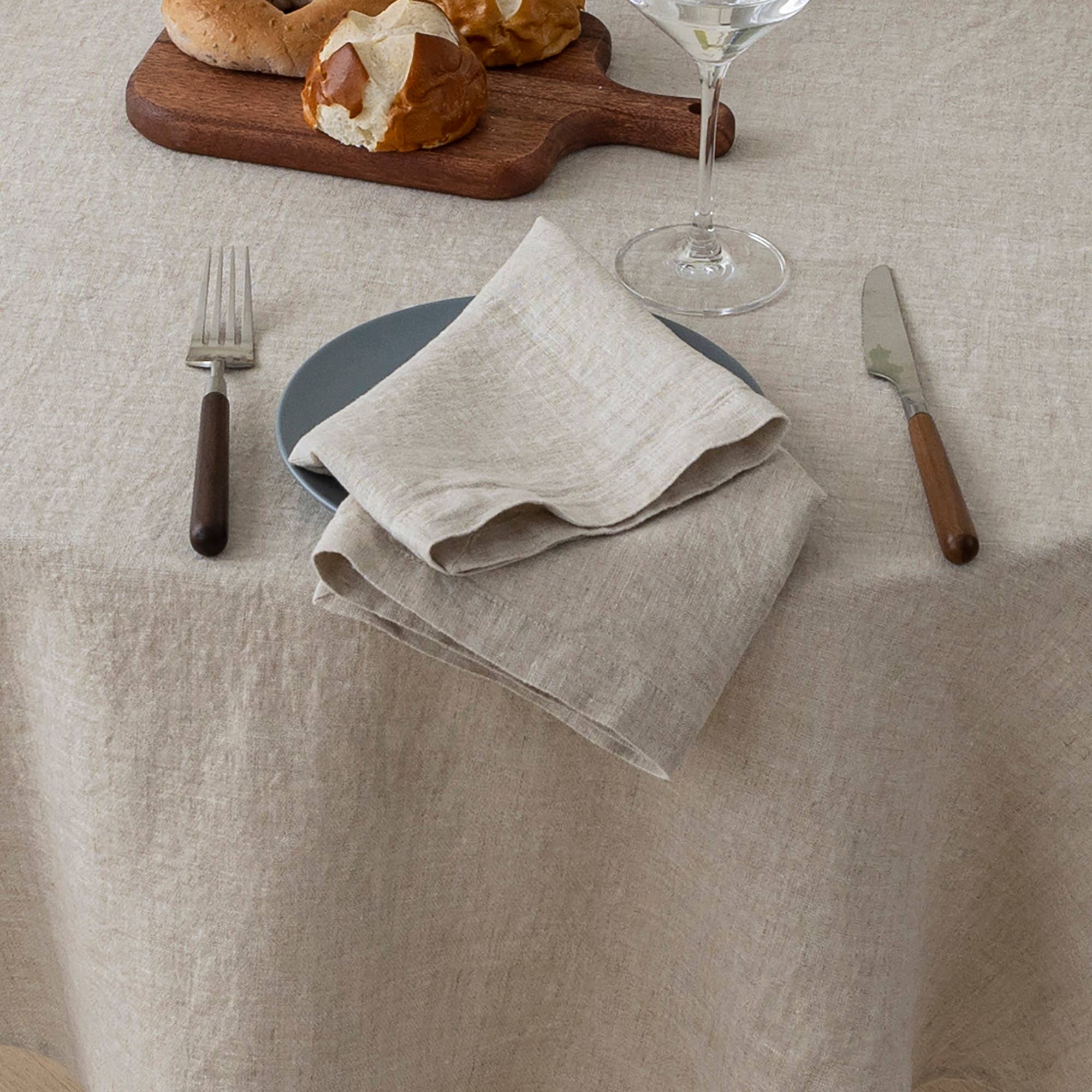 Triton Linen - Vente Serviettes de table en tissu - Serviettes 100 % lin (ensemble de 4) - 20'' x 20'' - Lin naturel2