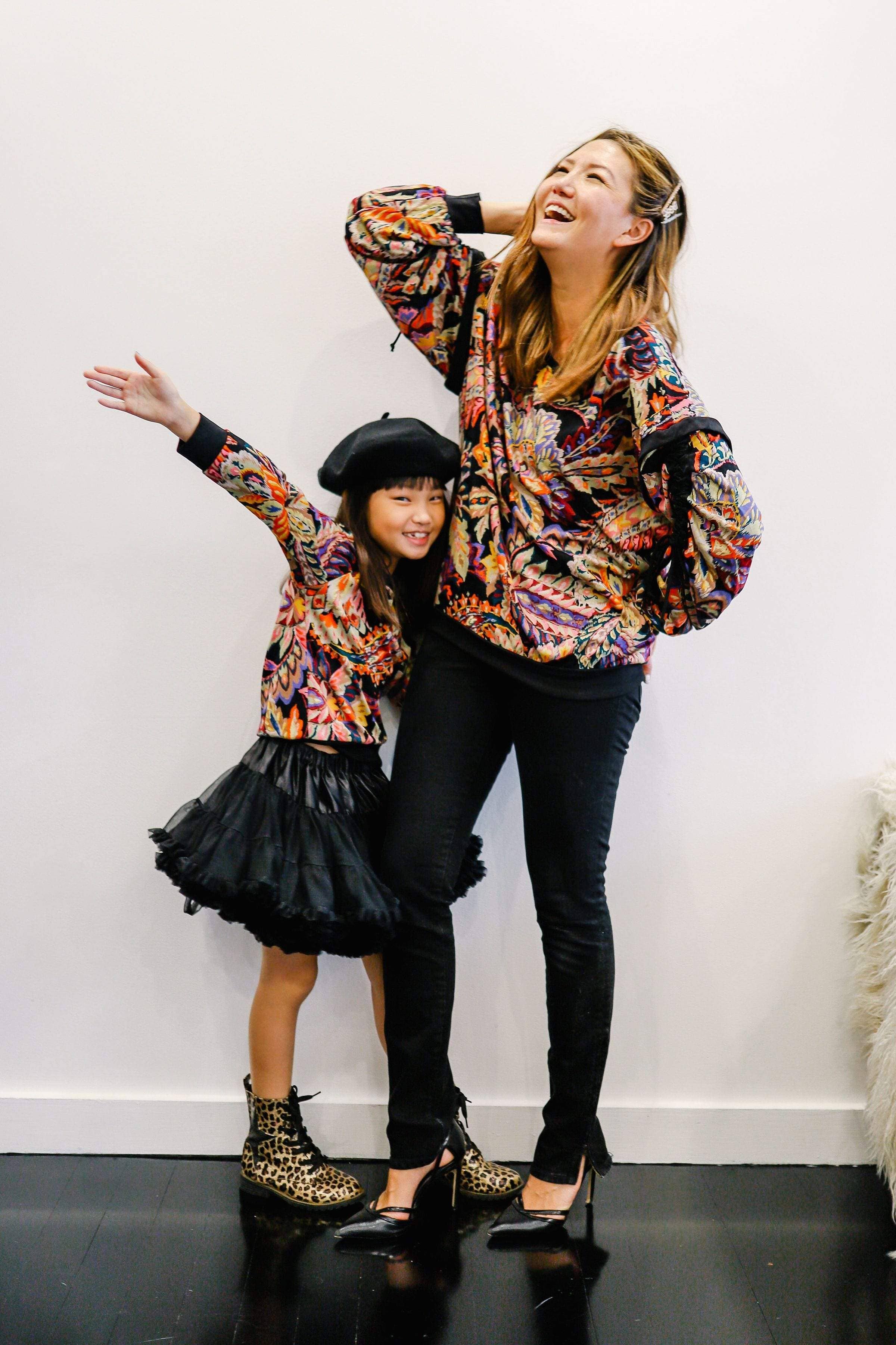 Eva Franco - Wholesale Sweatshirt - Kids - Clyde Sweatshirt  in Printed Paisley Damascus Knit - Girls4