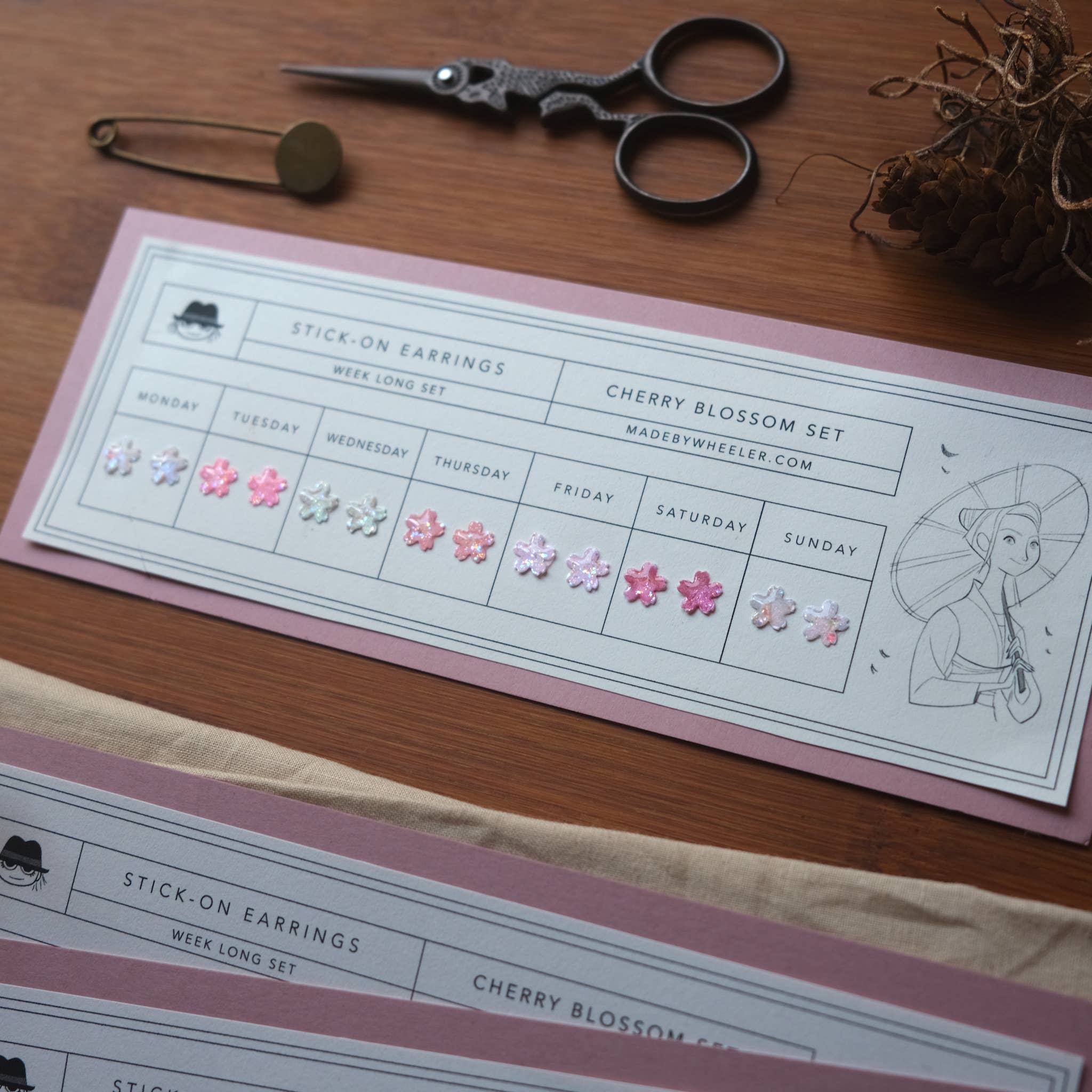 Made by Wheeler - Wholesale Sieradenset - Set met ophangbare oorbellen Cherry Blossom5