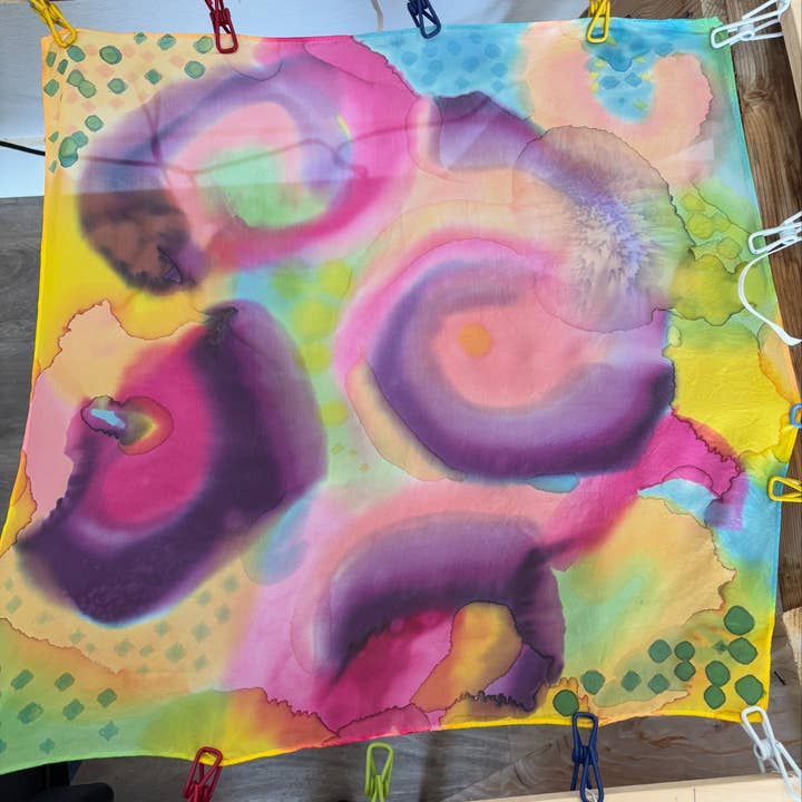 Bandana de Seda Pintada à Mão (espirais) por atacado de Raggamuffin