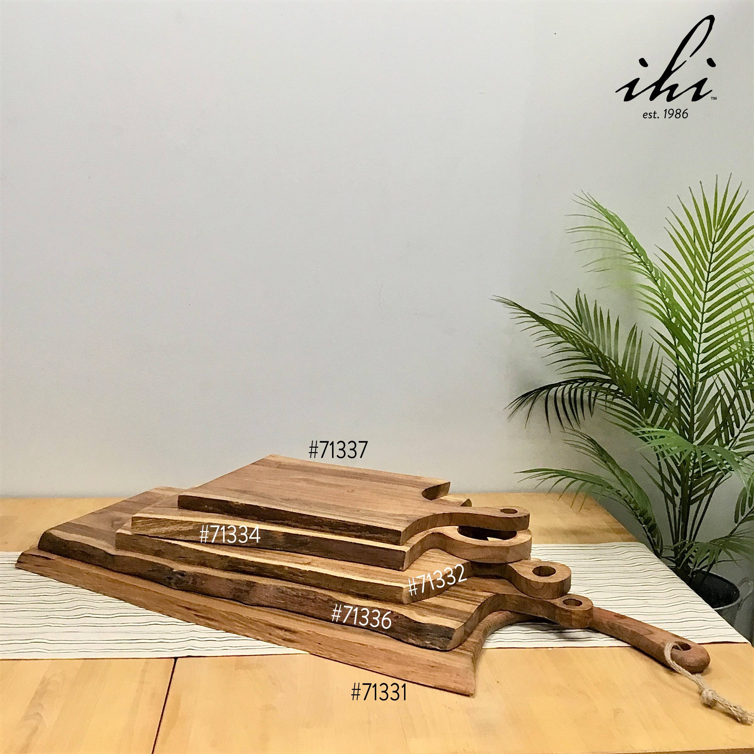 India Handicrafts Inc - Wholesale Cutting Board - Live Edge Acacia Wood Cutting Board w/ Curved Handle - 39"7