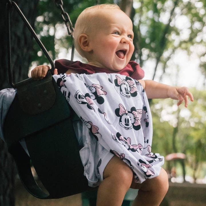 Milk Snob - Wholesale Car Seat Cover - Kids & Baby - Disney 5-in-1 Multifunctional Cover Minnie Mouse1