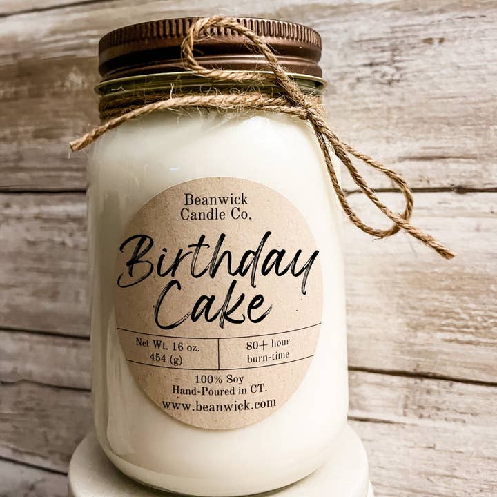 VERJAARDAGSTAART Sojakaars in Mason Jar Uniek cadeau voor wholesale door Beanwick Candle Co.