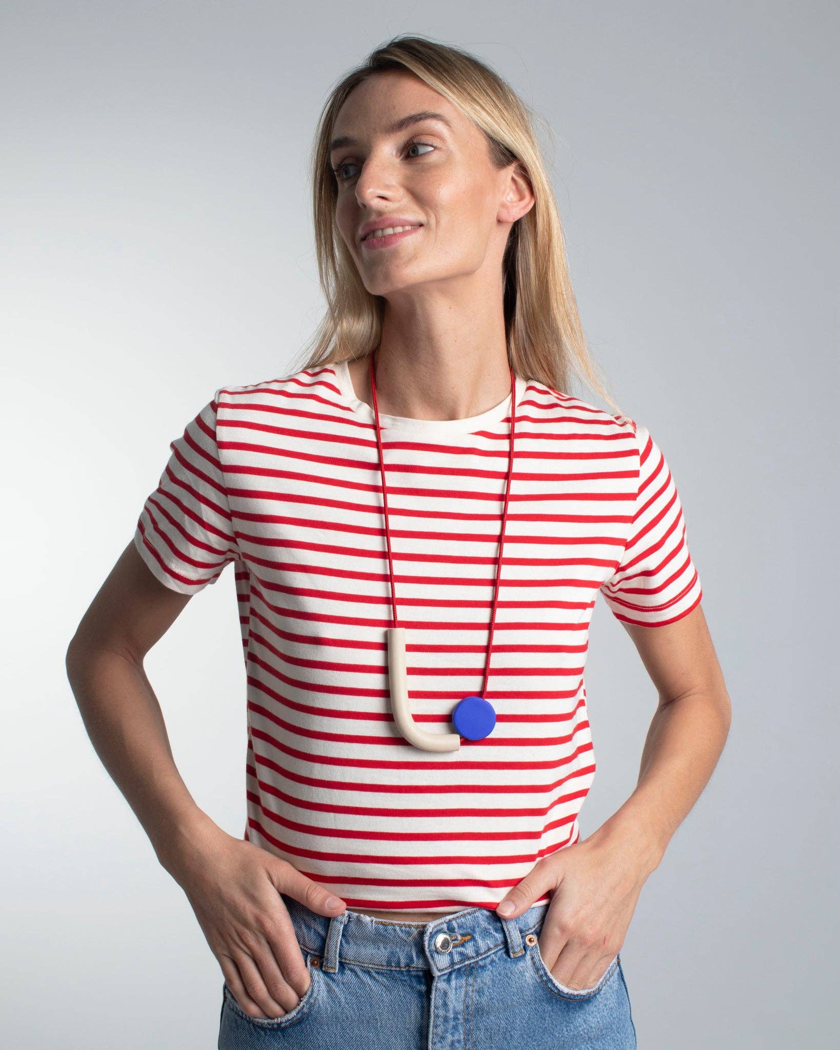 DELAROSA STUDIO – Großhandel Kette mit Anhänger/Charm – Serene Toboggan - Halskette aus Polymer Ton1