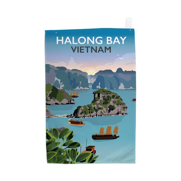 Tabitha Mary – Engroshandel Kunsttryk – Halong-bugten, Vietnam Print, Viskestykke, Kort & Gaver2