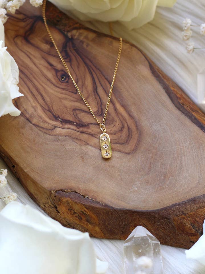 Stern-Trio-Goldhalskette für den Großhandel von Malabella Jewels