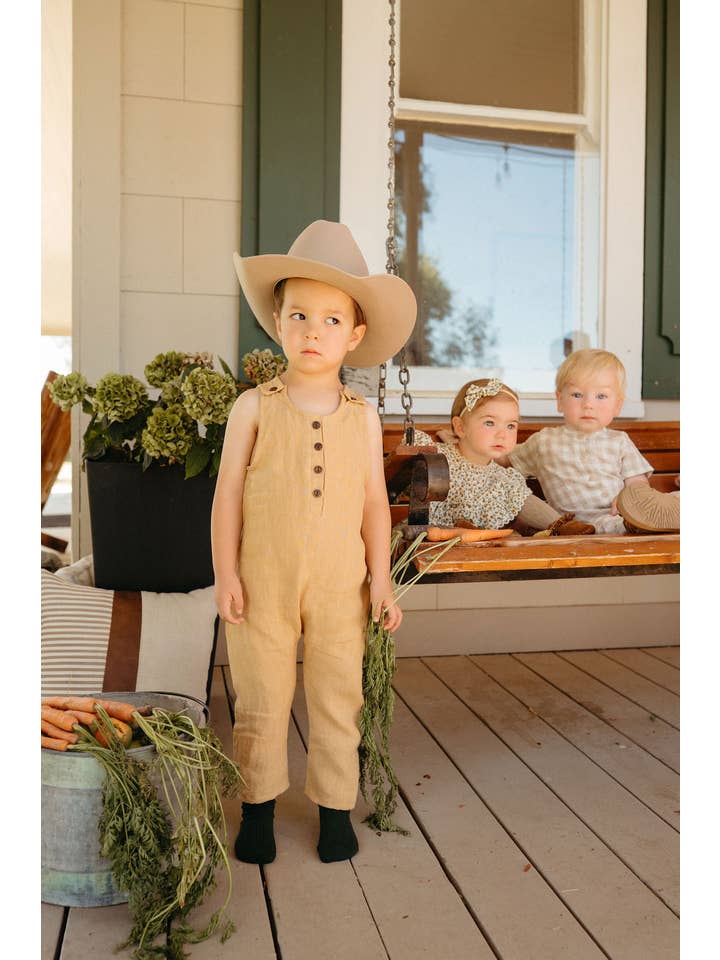 OLIVE & CRADLE - Wholesale Jumpsuit - Baby - Pierre II Linen Jumper6