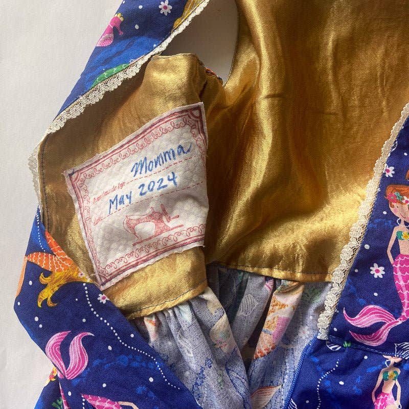 Madam Sew - Wholesale Rubber/decorative stamp - "Handmade By" Fabric Stamp - Personalize Your Handmade Creations!4