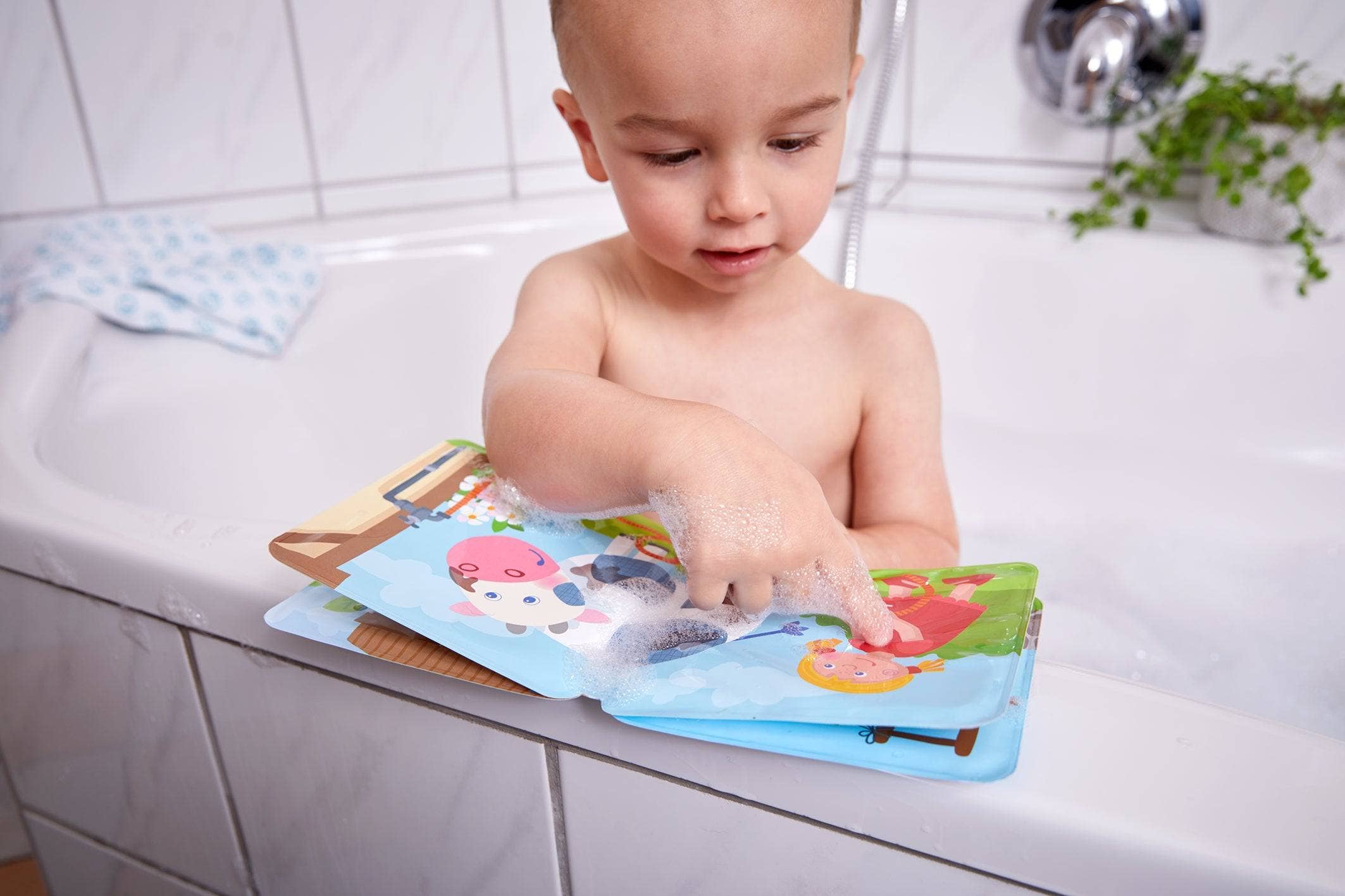HABA USA - Wholesale Bath Toy - Baby - Farm Animal Magic Color Changing Wash Away Bath Book1