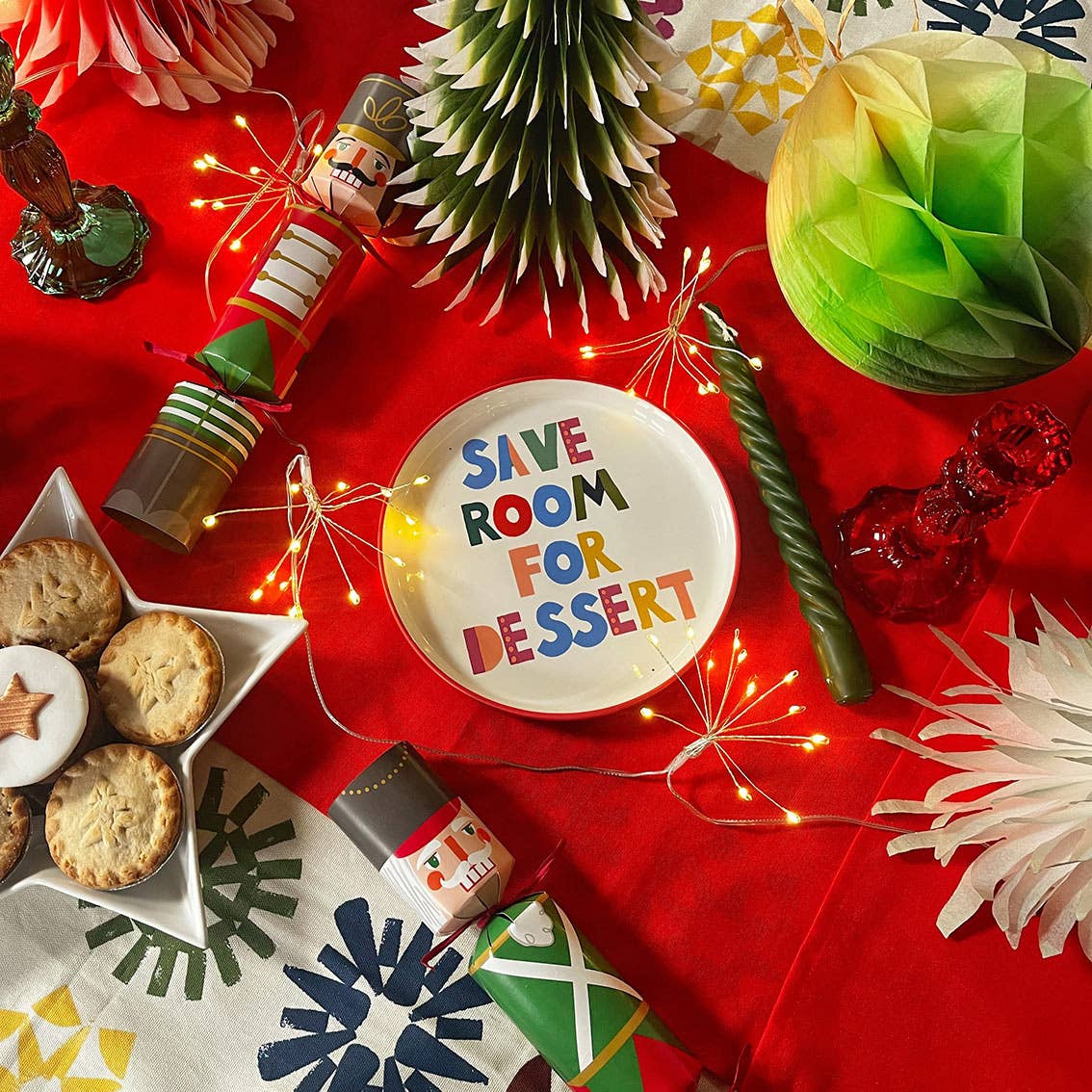 Talking Tables UK – wholesale String lights – Allium Starburst LED String Lights - 2.1m2