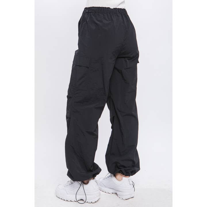 Apolline - Wholesale Pants - Women's - Loose Fit Parachute Cargo Pants1