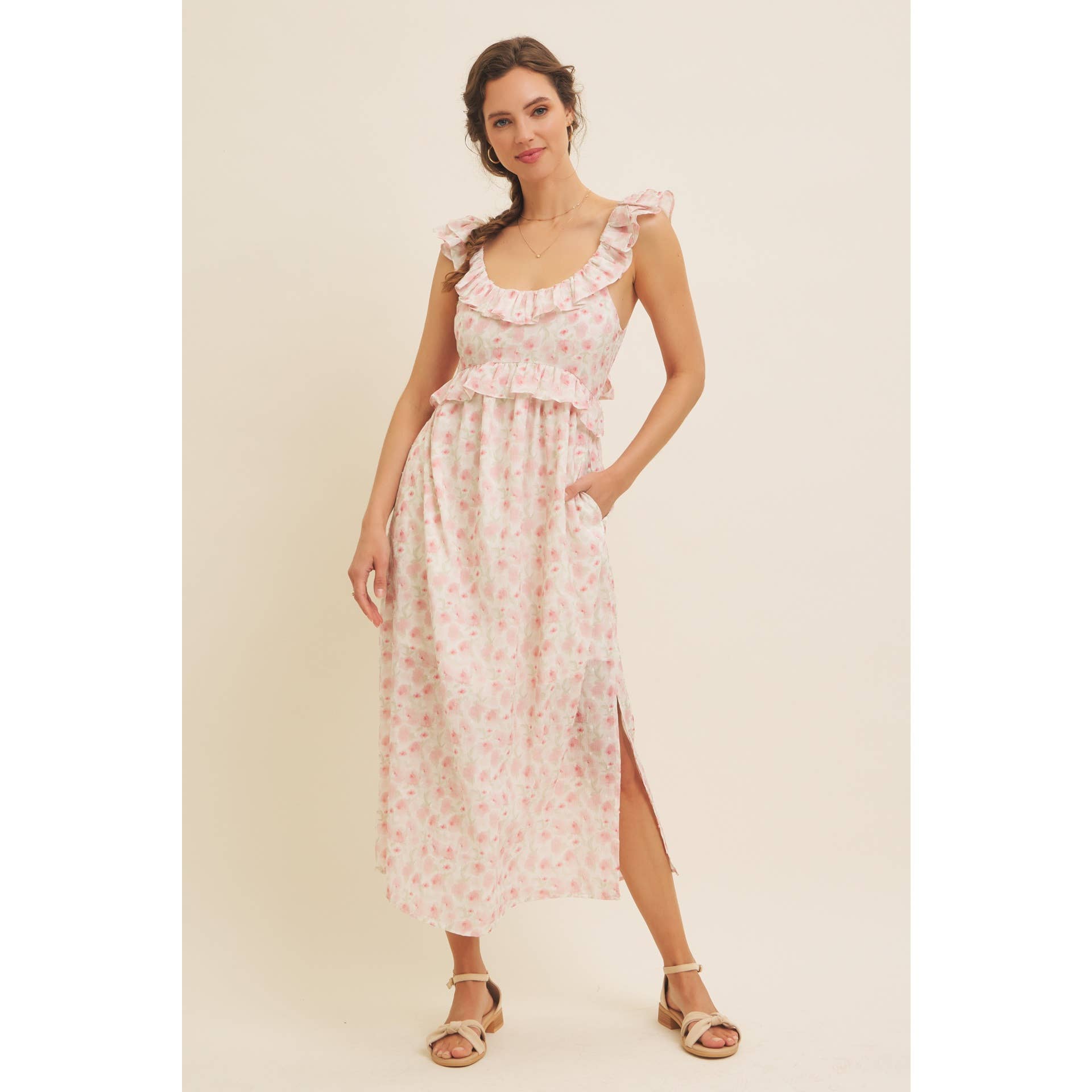 in february – Großhandel Kleid – Damen – ROMANTISCHES FLORALES MIDI-KLEID MIT SCHLITZ, RÜSCHEN UND RÜCKENBINDUNG7