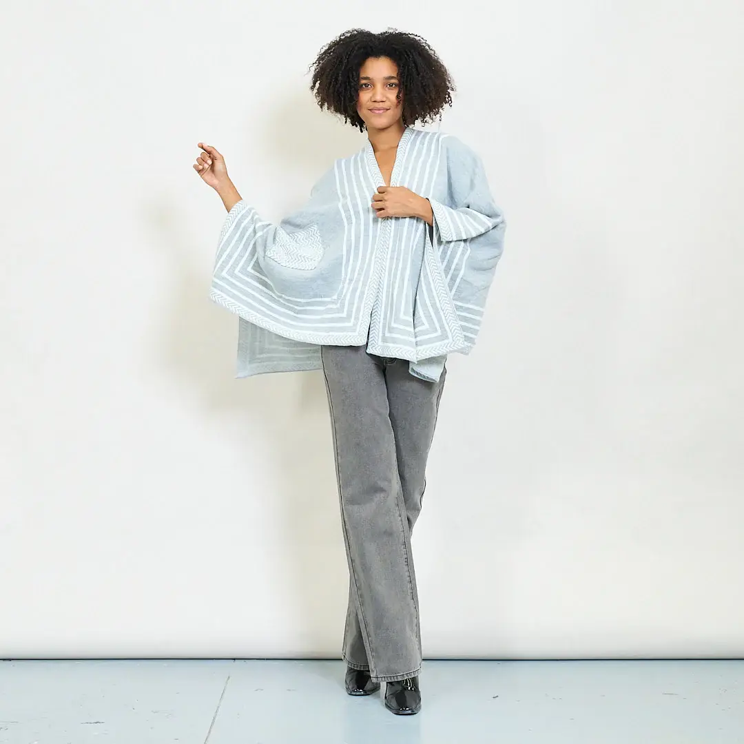 AMELÉ - Wholesale Poncho - Women's - Poncho cardigan0