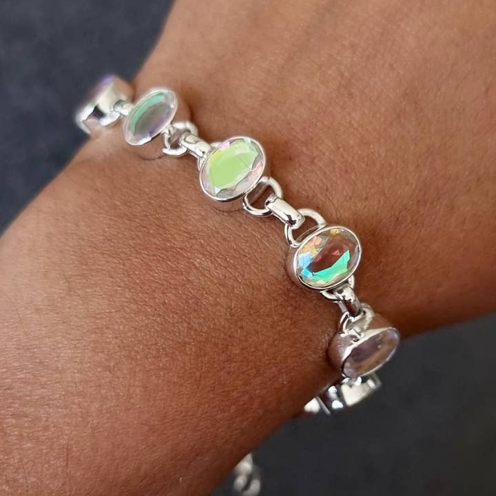 Mistry Gems – Großhandel Glieder- & Kettenarmband – Elegantes Mystic Mercury Mist Topas Armband aus 925er Silber, FQZBL5