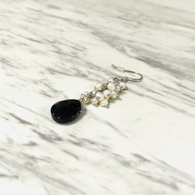 Anita K By Blushing Pink – wholesale Dangle earrings – Freshwater Pearl Cluster with Faceted Teardrop on Ear Wire10