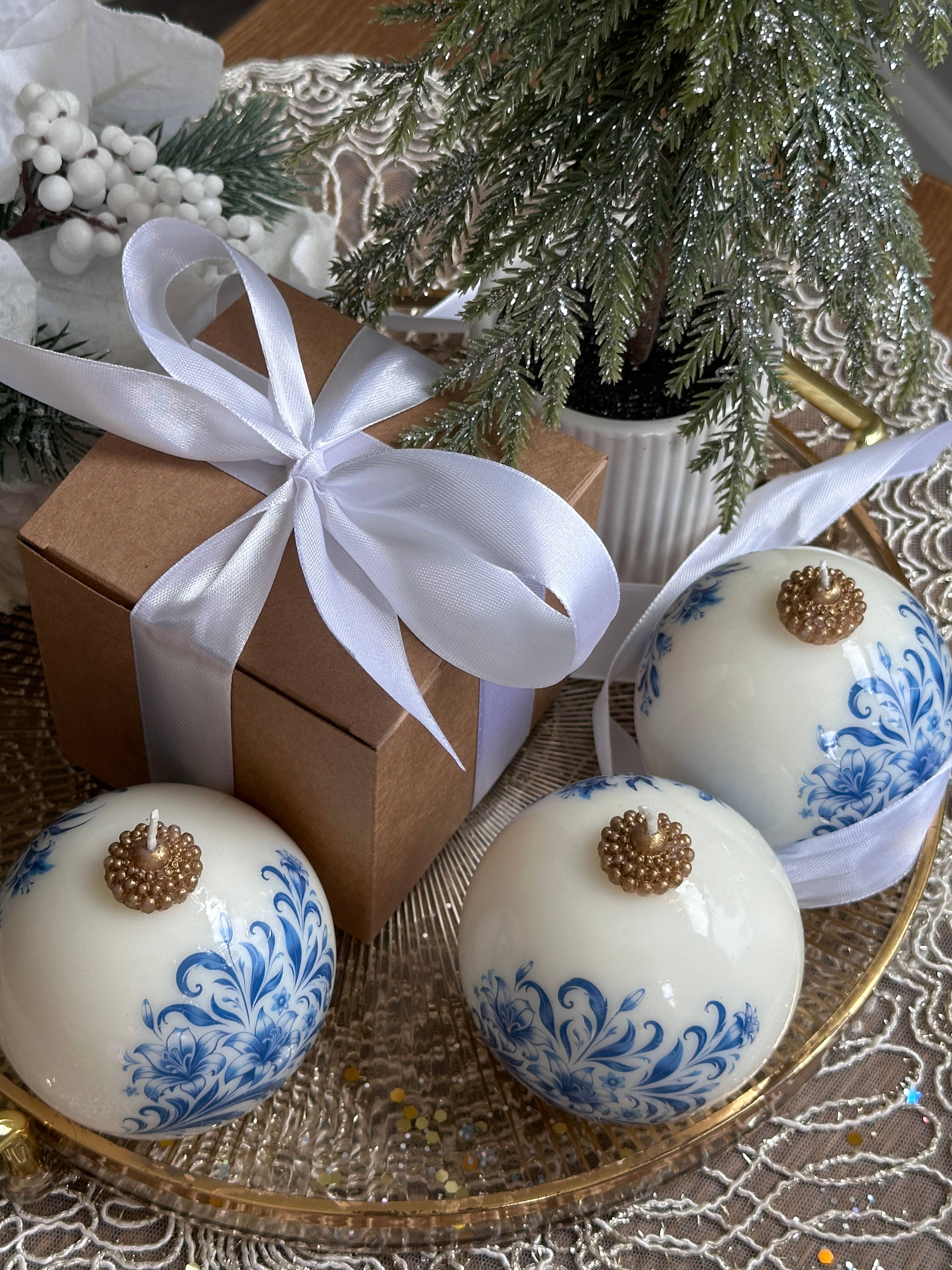 VR.candle - Wholesale Novelty Candle - Vintage style christmas candle in a gift box with a ribbon3