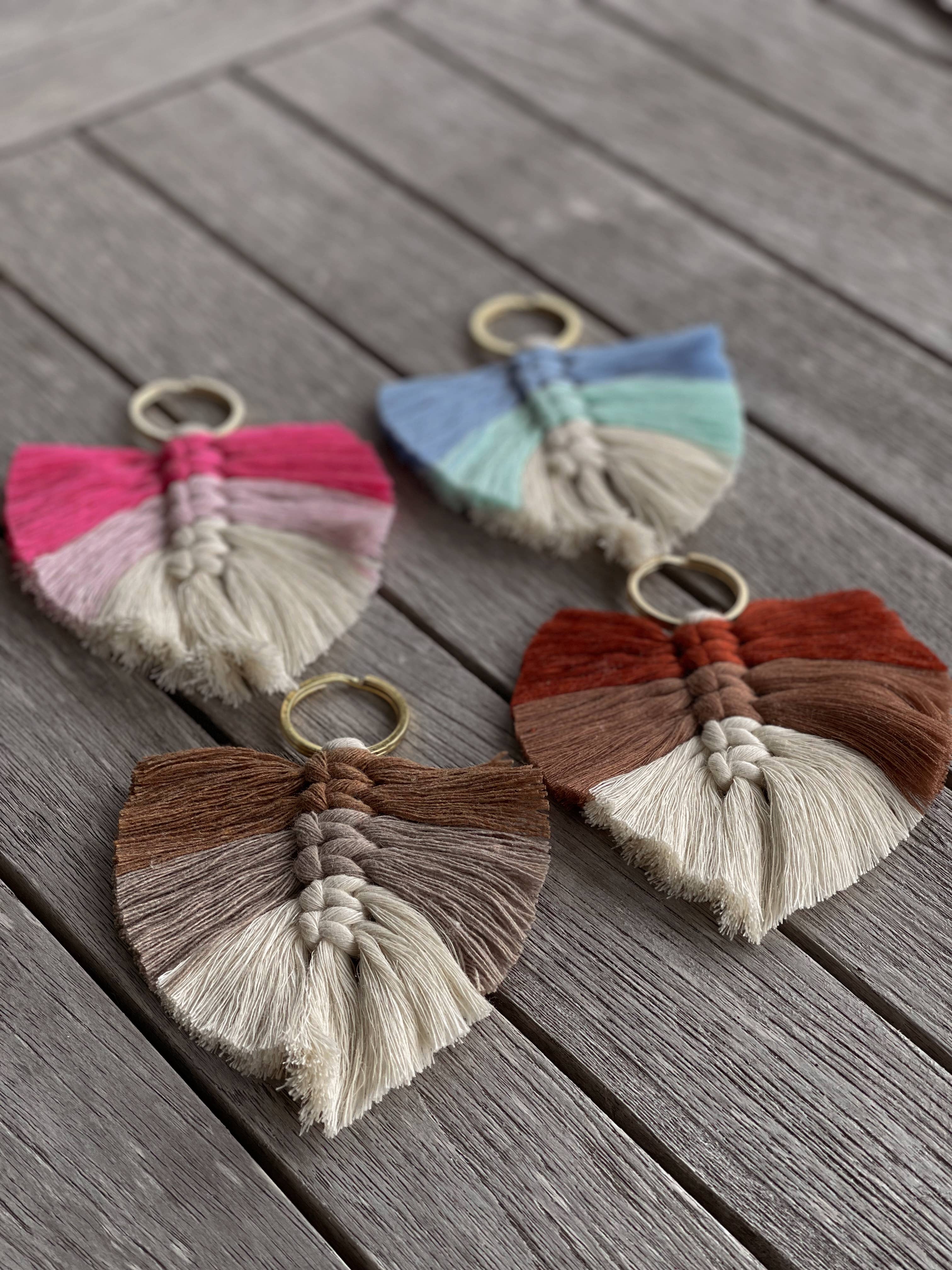 Uniq Favors - Wholesale Keychain – Women's - Macrame Feather Keychain, Brown Leaf Macrame5