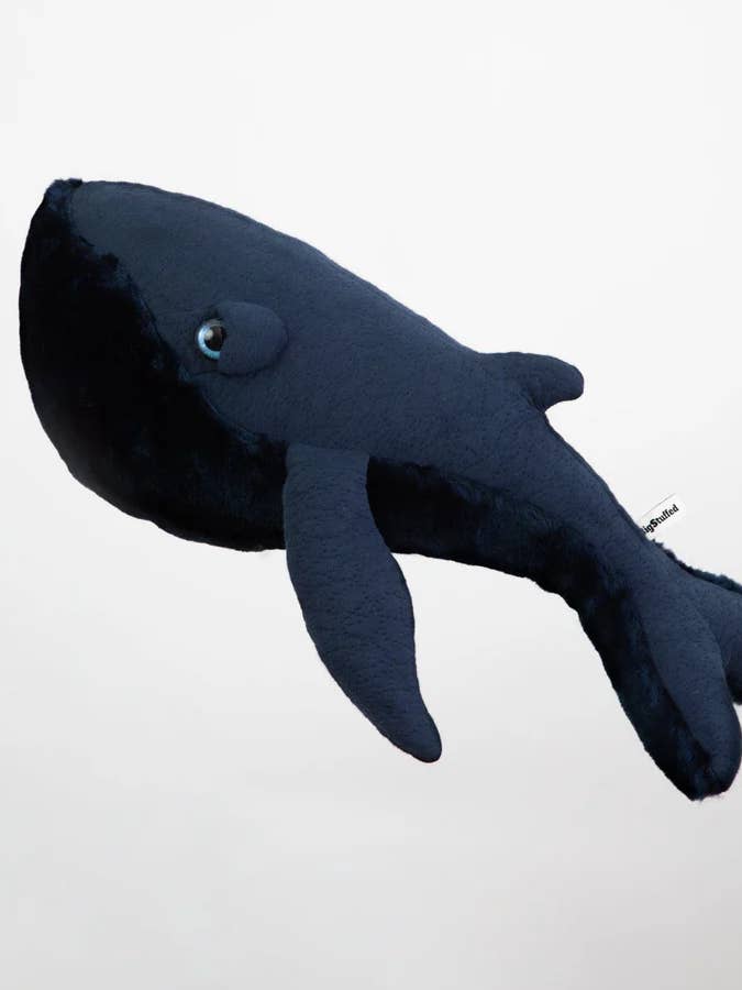 Animal en peluche La Baleine Petite Nuit pour la vente par BigStuffed