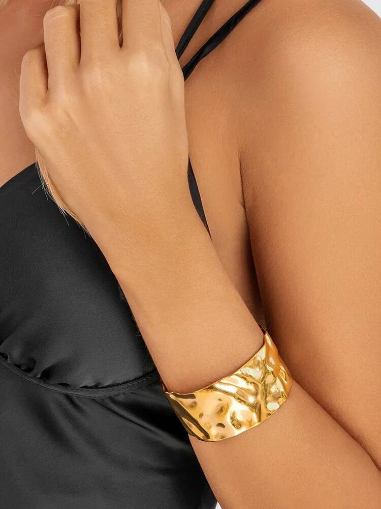 AnnaKey - Wholesale Cuff Bracelet - CRACKLE BRACELET - PERSIE1