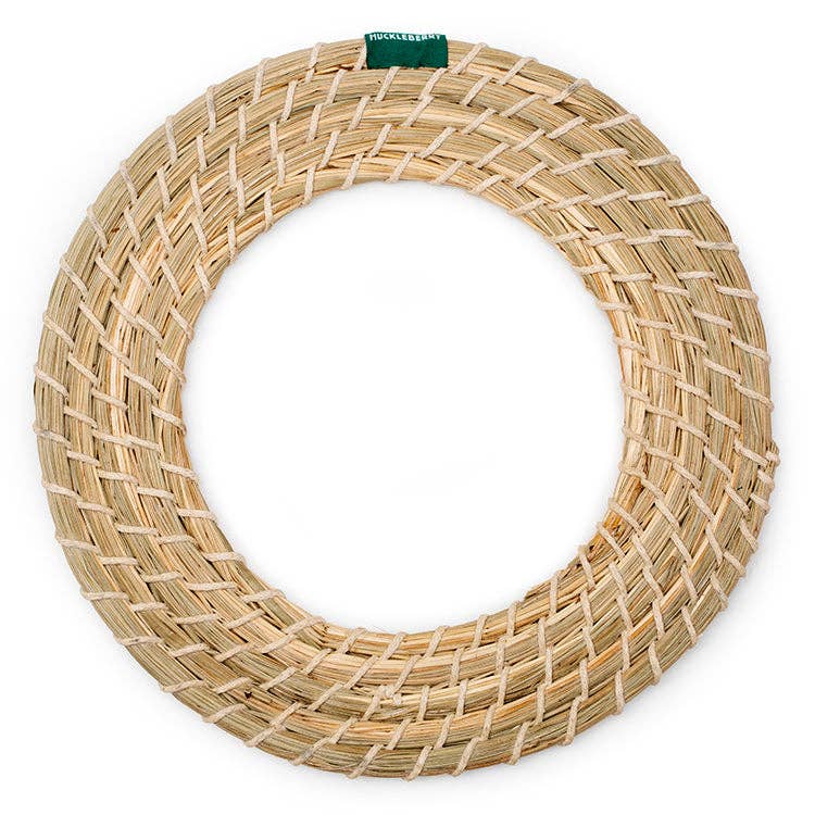 Kikkerland Design Inc - Wholesale Sporting Accessories - Huckleberry Seagrass Flying Disc1