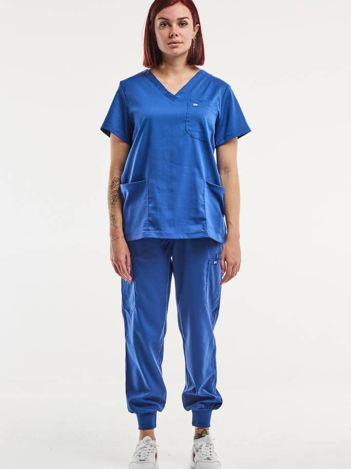 AELIN - Wholesale Healthcare Uniform - Women's - EMMA Jogger - Tenue médicale - Femme - Bleu roi1