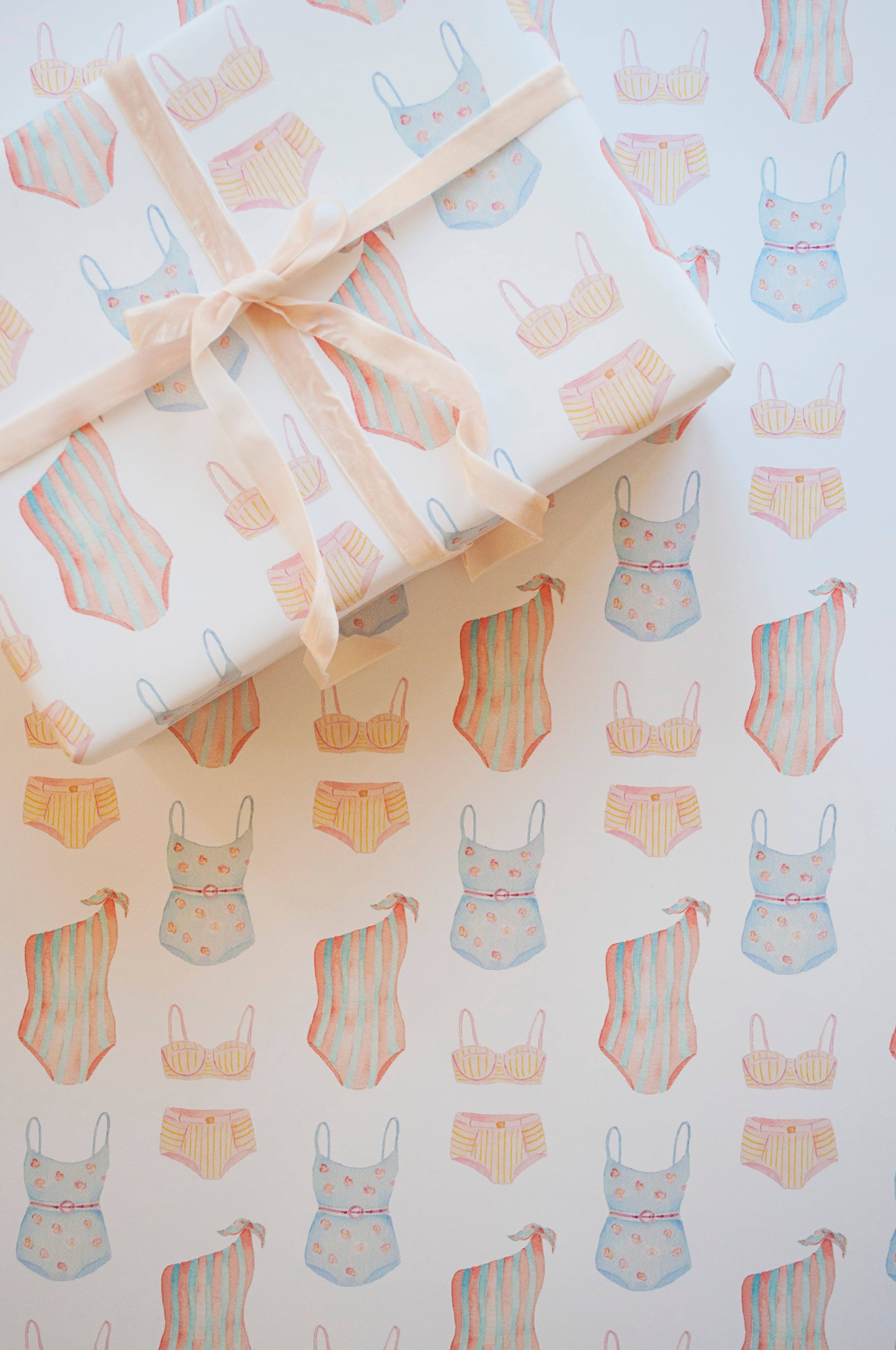 Rebecca Green Design - Wholesale Wrapping Paper Roll - Vintage Swimsuit Gift Wrap - 5 Sheets/Roll3