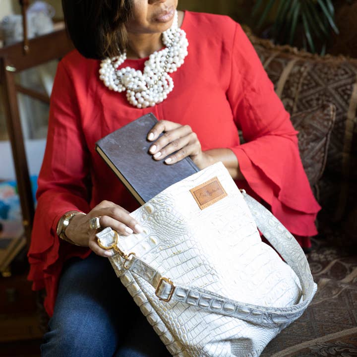 TORI NICOLE® - Wholesale Crossbody Bag - Women's - Magnolia Crossbody1