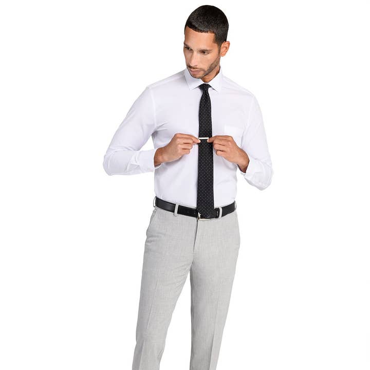 Pantalon Elevate Slim Fit pour la vente par ODION Menswear