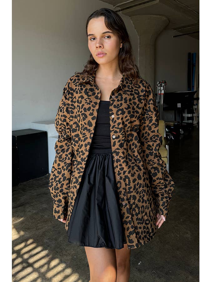 Brun Skjortejakke med twill leopardprint med knap for engroshandel på Faire
