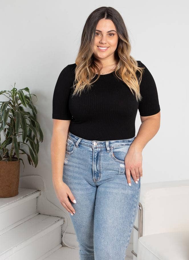 C'est Moi Clothing Co - Wholesale Gebreide top - Dames - Naadloze rib S/S ronde hals- CERT121314