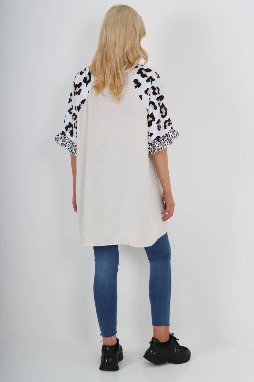 Miss Bold – wholesale Tunic – Women’s – Italian Animal Printed Sleeve Tunic Top3