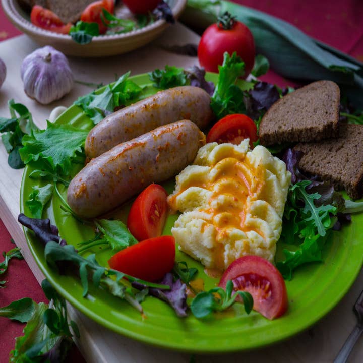 MeatCrafters Inc. - Wholesale Sausage - Cumberland Bangers Sausage Links: English-Style