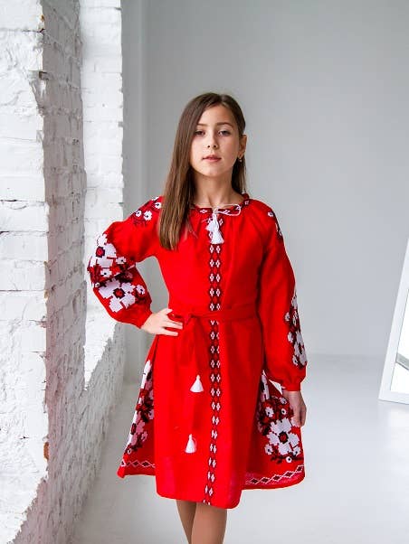 Vestido bordado feminino Flores de Praga por atacado de Galychanka