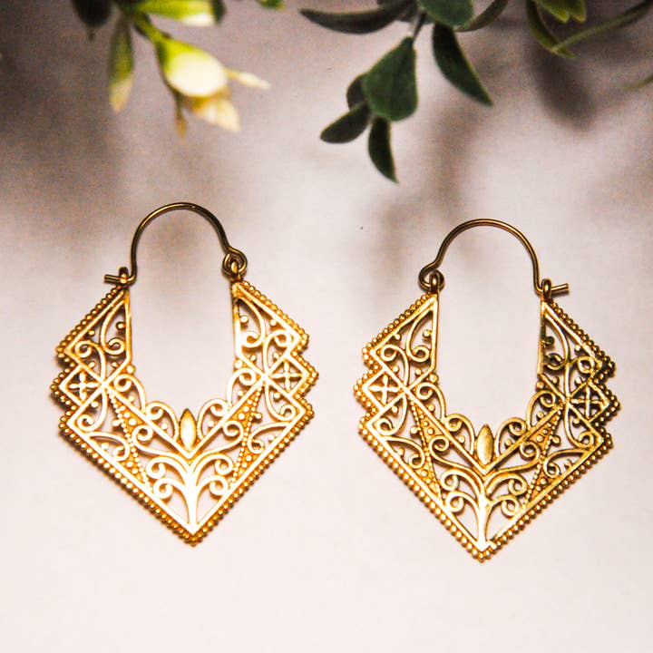 Zumki - Wholesale Hoop Earrings - Suman Art Deco-Inspired Filigree Hoops