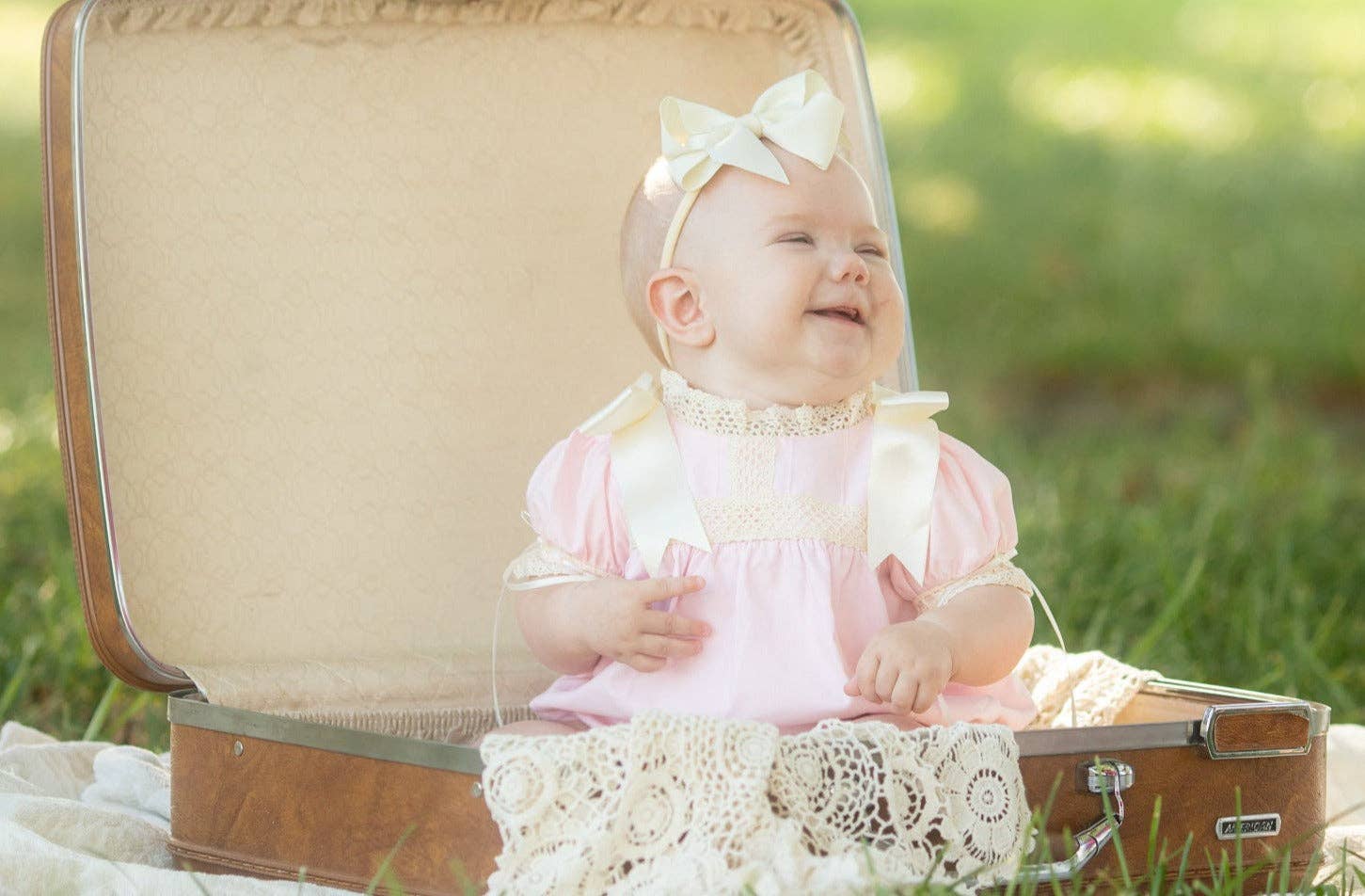 Posh Pickle - Wholesale Bodysuit (Non-Footed) - Baby - Bristol Pink Heirloom Bubble1