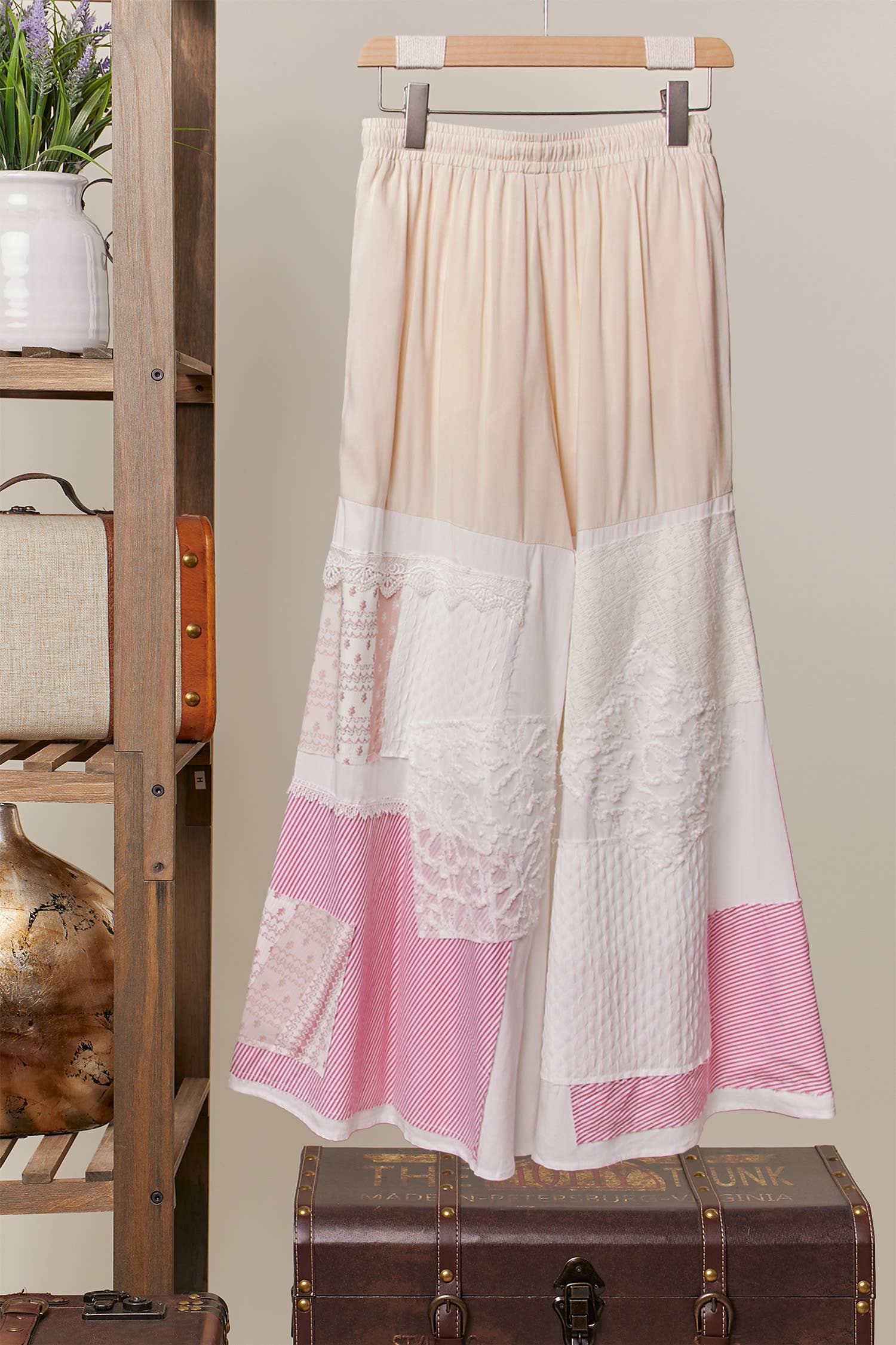 Mello. - Wholesale Pants - Women's - Boho Crochet Lace Pattern Pants1