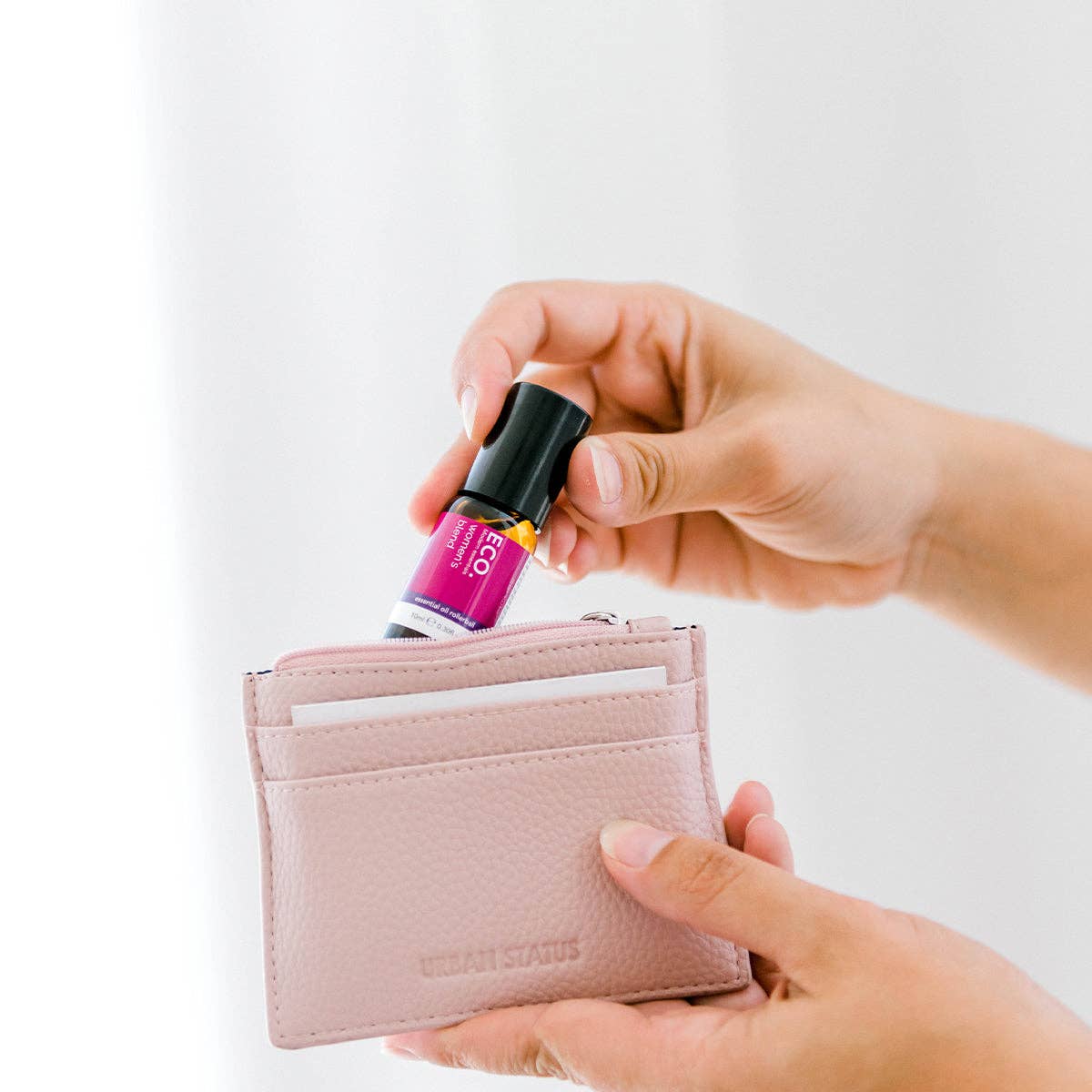 ECO. Modern Essentials - Wholesale Essential Oil Roll-On - Women's Blend Essential Oil Rollerball1