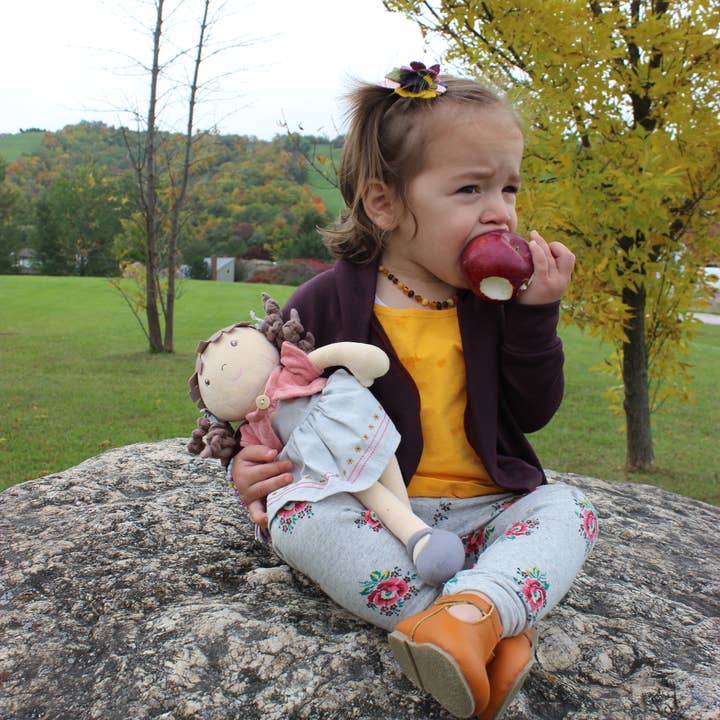 Tikiri Toys LLC - Wholesale Doll - Kids - Rose Organic Doll with Brown Hair4