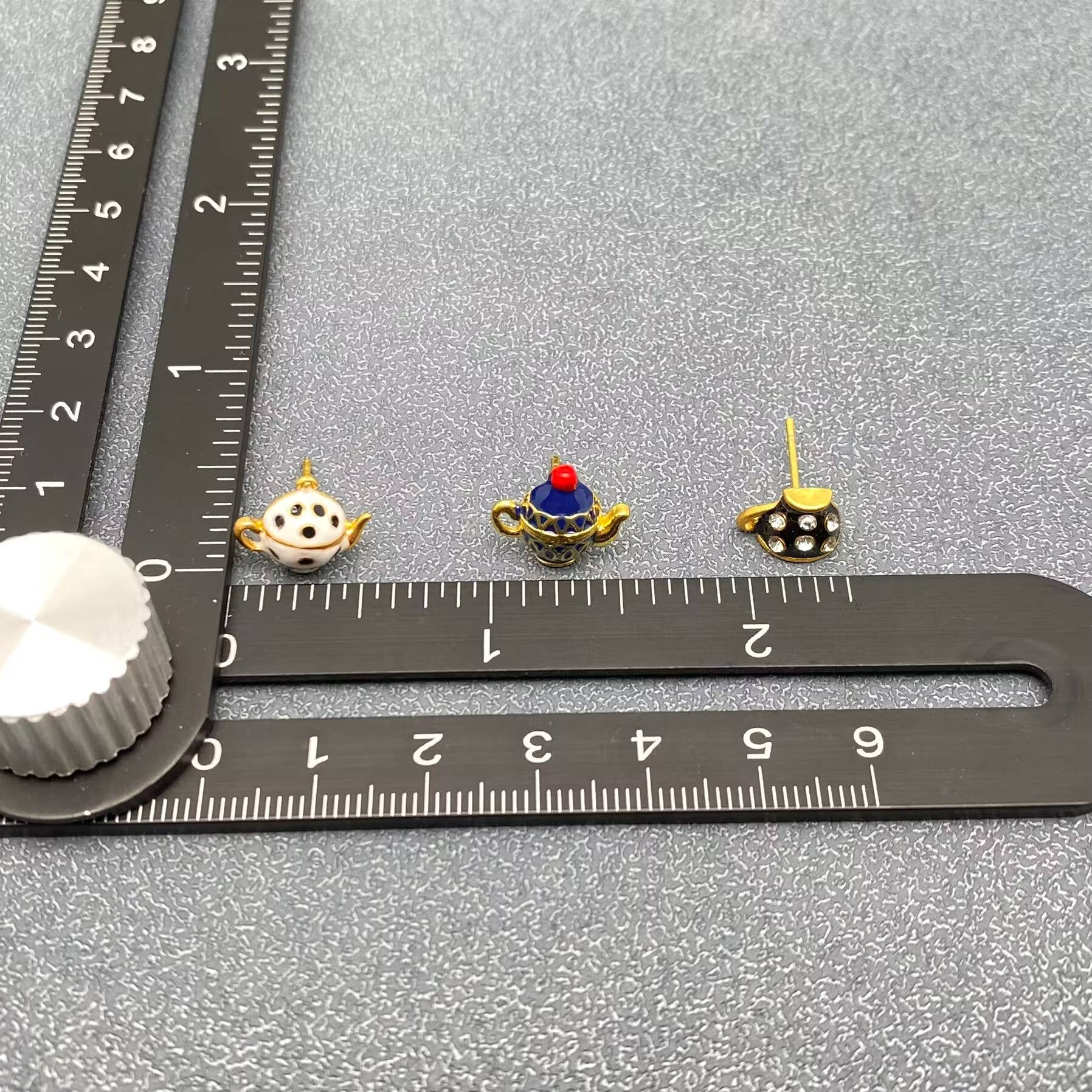 Mio Queena - Wholesale Stud/Post Earrings - Enamel Tea Cup & Teapot Asymmetric Ear Studs3