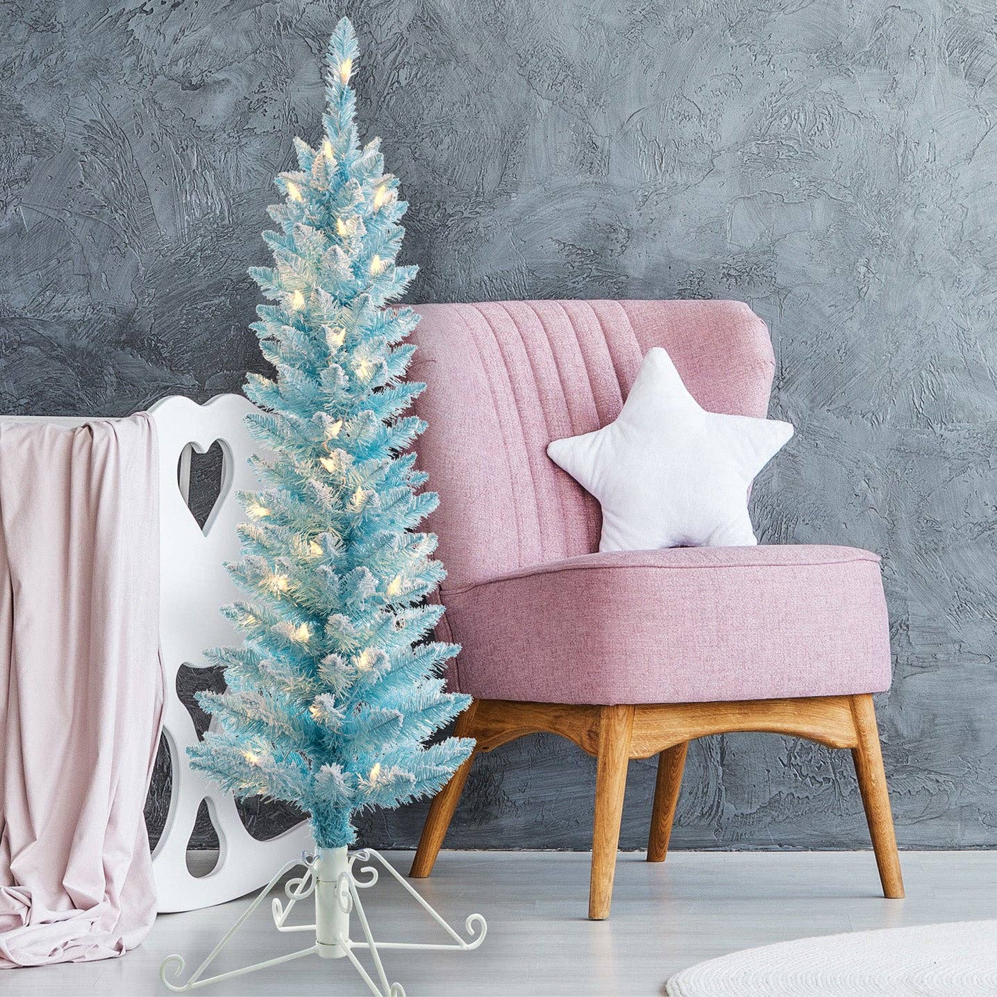 Haute Decor - Vente Sapin de Noël artificiel - Sapin de Noël floqué en coton bleu prééclairé de 4 pieds3