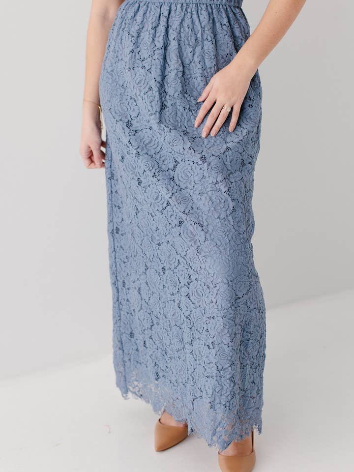 The Main Street Exchange - Wholesale Dress - Women's - 'Odessa' Round Neck Lace Maxi Dress15