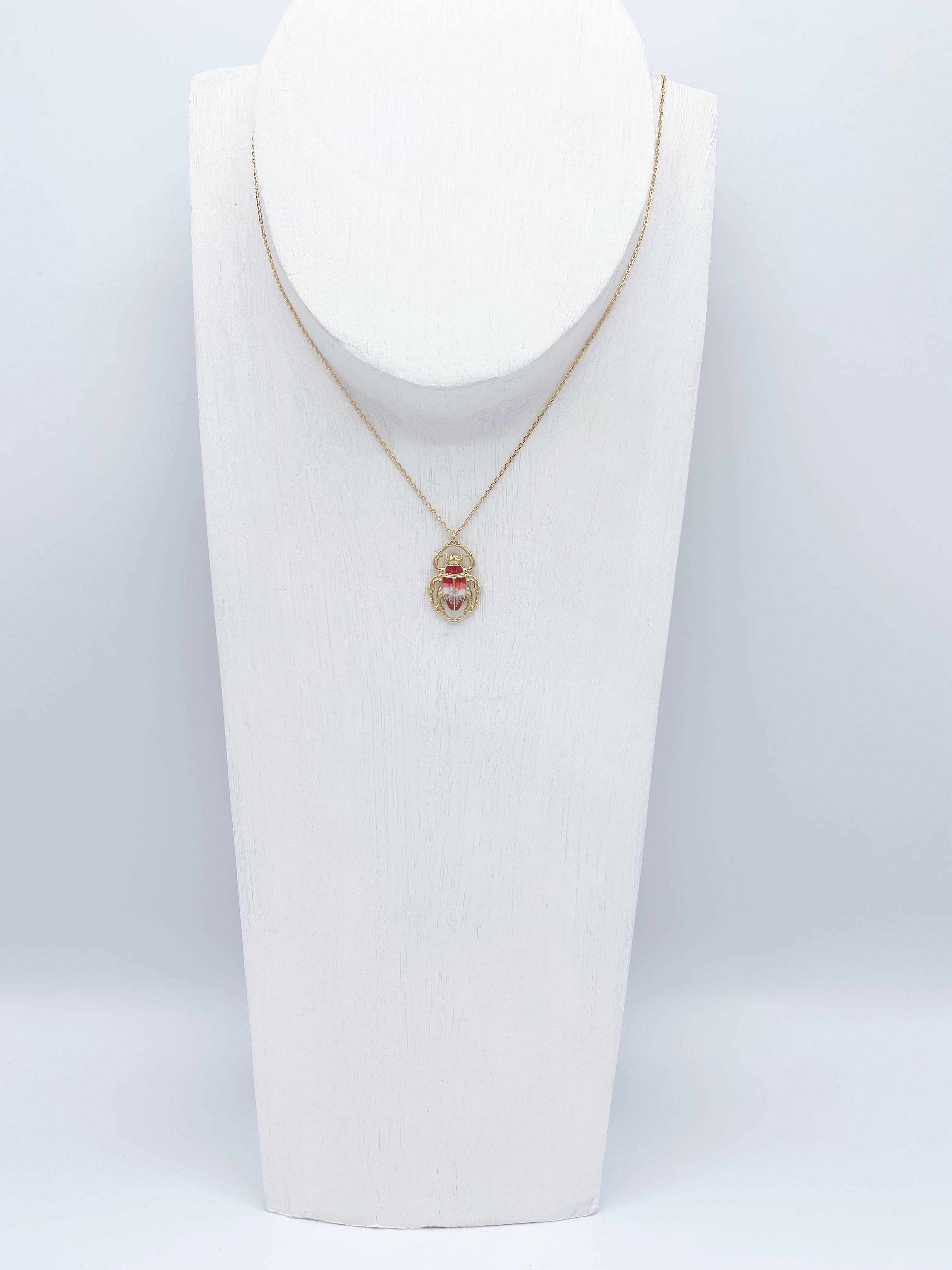 Mademoiselle Oups – Großhandel Kette mit Anhänger/Charm – SINAÏ BAY Halskette mit kleinem Skarabäus-Anhänger1