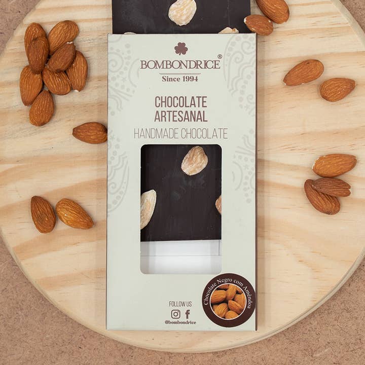 Mørk Chokolade 70% med Mandler for engroshandel hos Bombondrice Chocolates