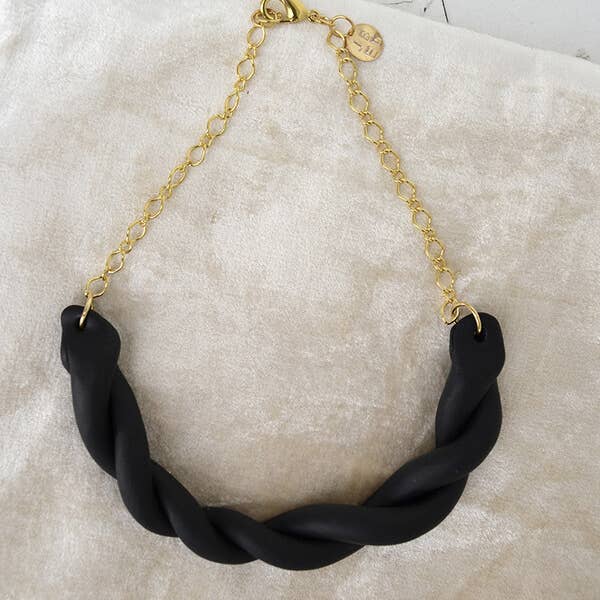 Jewelry By Elina Dahl - Wholesale Link & Chain Necklace - Necklace, twisted.